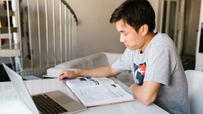 How to Balance Athletic Pursuits with Academic Goals