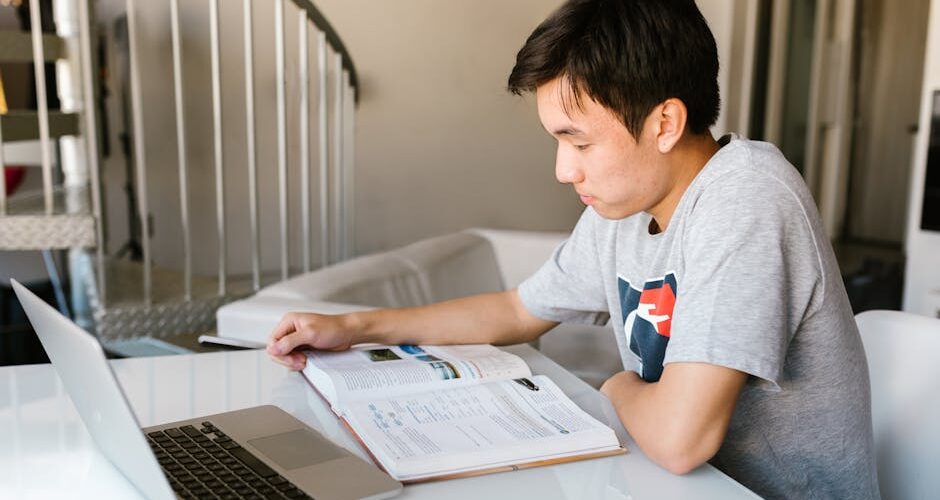 How to Balance Athletic Pursuits with Academic Goals